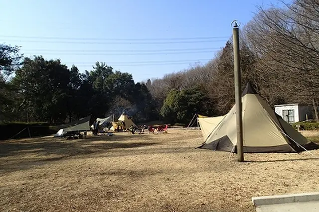 智光山公園野外活動広場（キャンプ場）